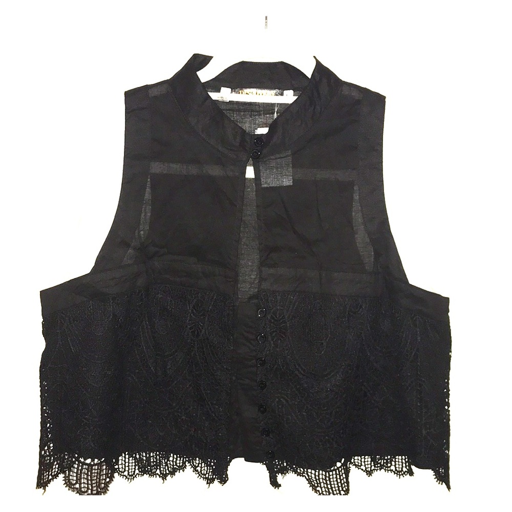 Black lace crop top